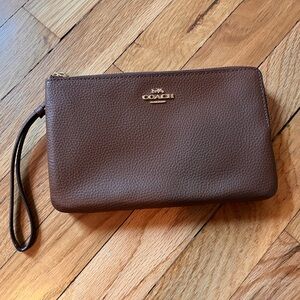 NWT Coach Double Pocket Wristlet
